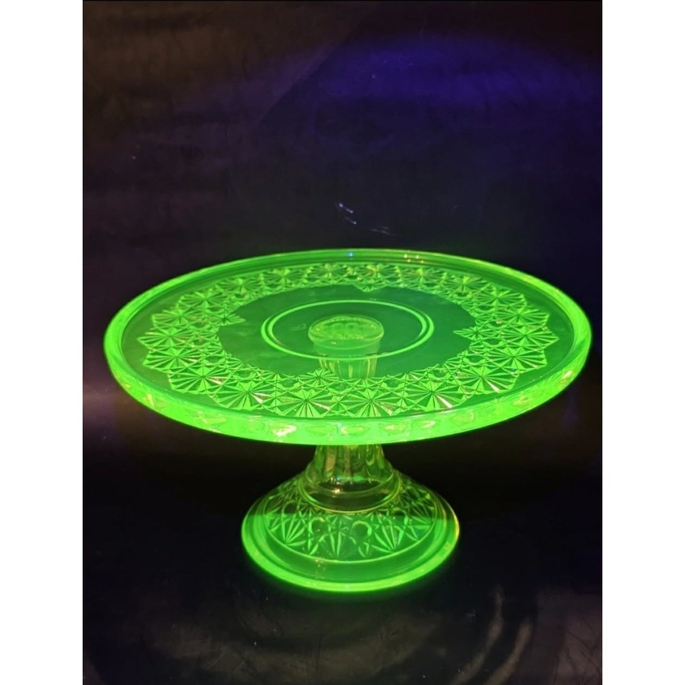 Mosser Daisy & Button Uranium Glass / Vaseline Glass Pedestal Cake Stand Glows!